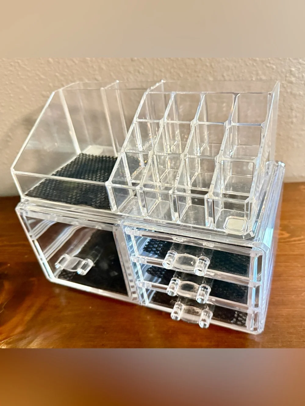 Makeup or Jewelry Organizer Clear Acrylic 4 Lined Drawers 9.5” x 5” x 7”